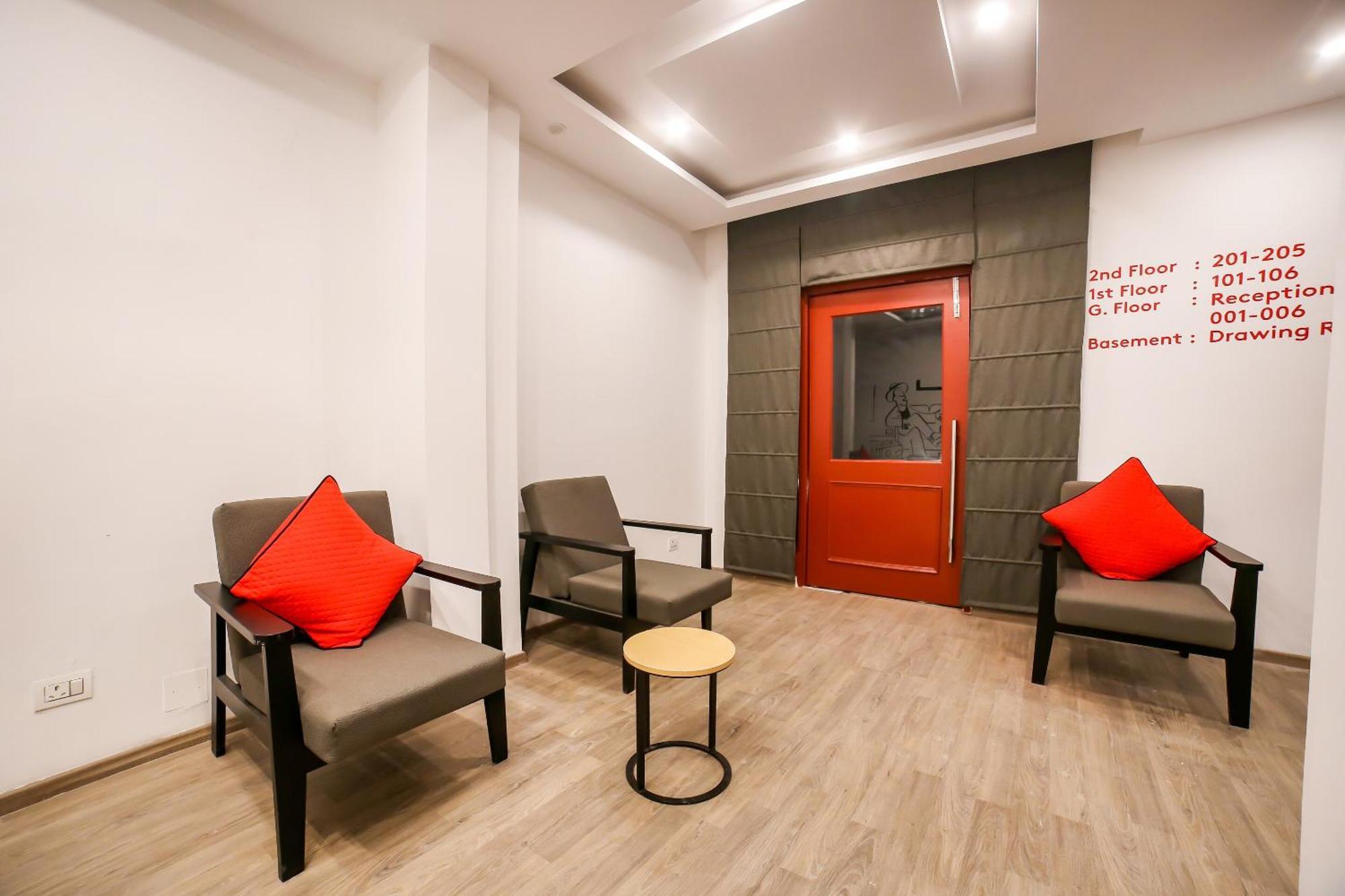 Townhouse 330 Dlf Phase-2 Near Leisure Valley Park Gurgaon Exterior foto